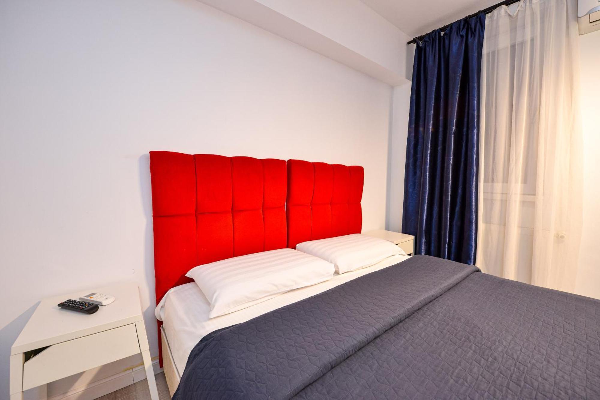 Ideal Accommodation Old Town บูคาเรสต์ ภายนอก รูปภาพ