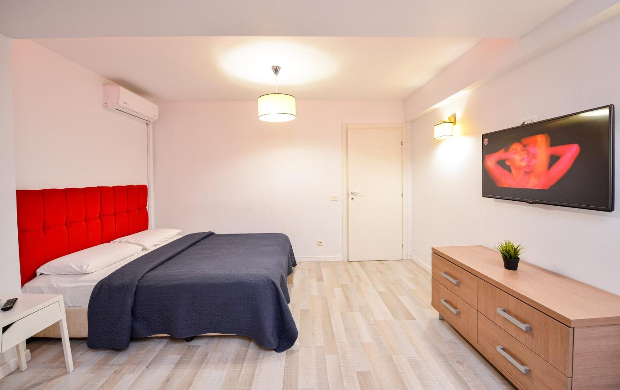 Ideal Accommodation Old Town บูคาเรสต์ ภายนอก รูปภาพ