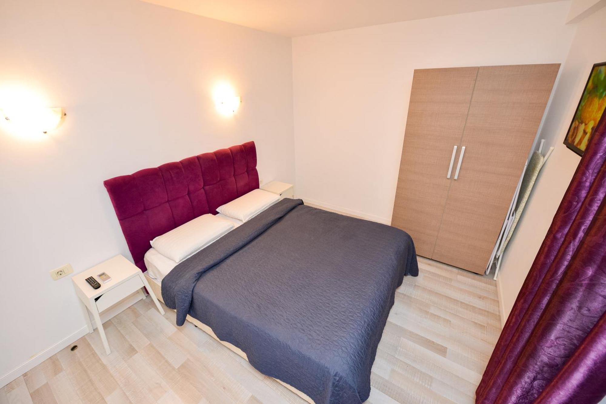 Ideal Accommodation Old Town บูคาเรสต์ ภายนอก รูปภาพ