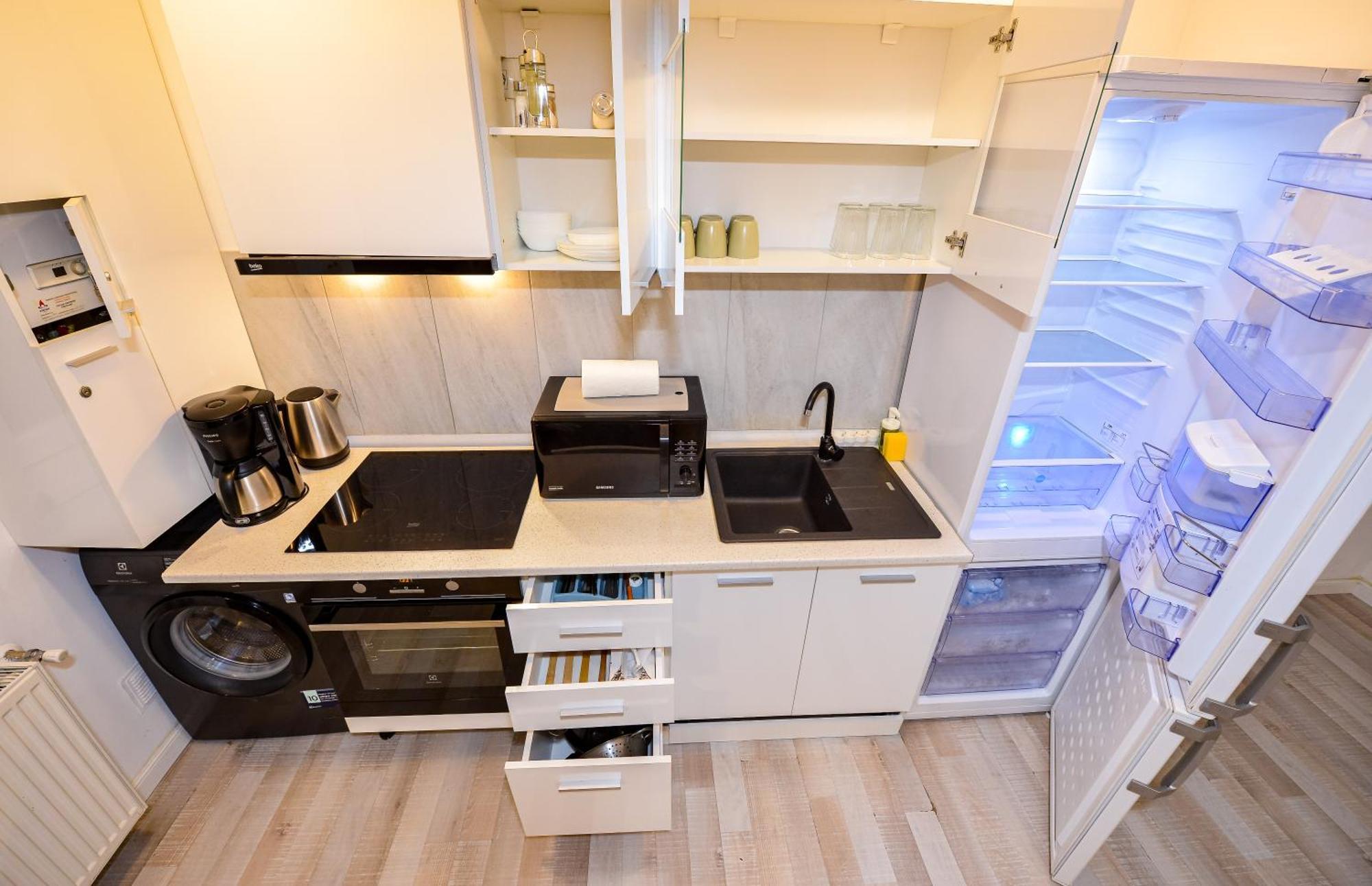 Ideal Accommodation Old Town บูคาเรสต์ ภายนอก รูปภาพ