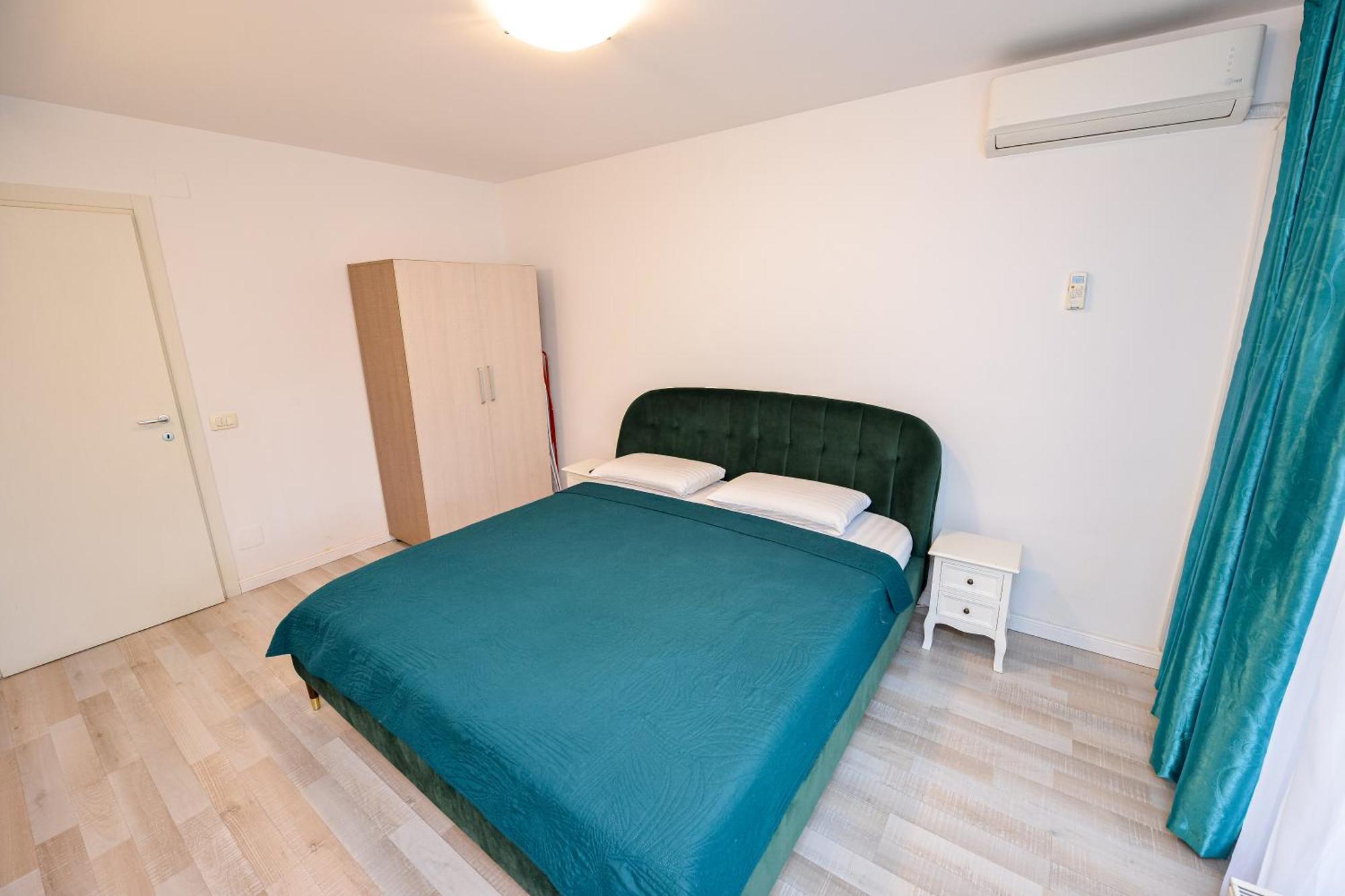 Ideal Accommodation Old Town บูคาเรสต์ ภายนอก รูปภาพ