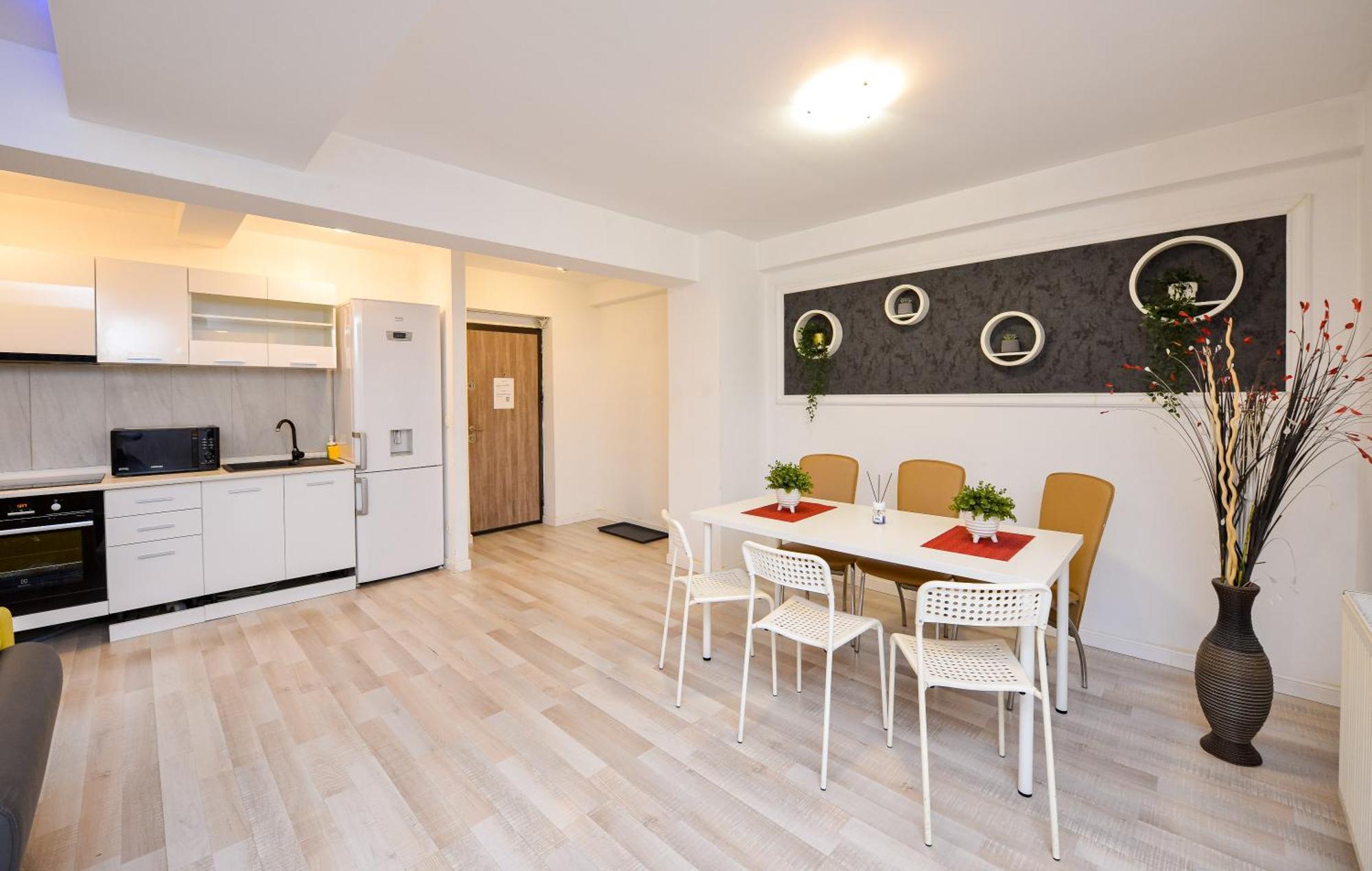 Ideal Accommodation Old Town บูคาเรสต์ ภายนอก รูปภาพ